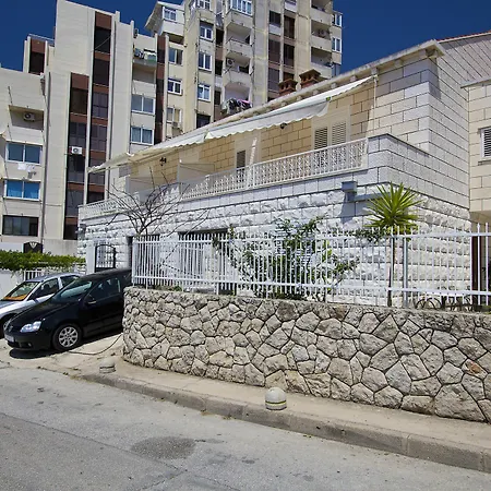 Victoria 3* דוברובניק