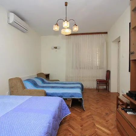 Victoria Ντουμπρόβνικ