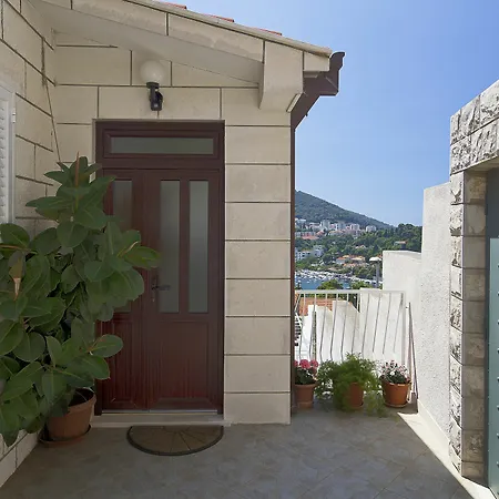Victoria Πανσιόν 3*