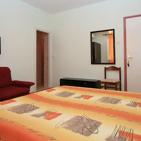 维多利亚旅馆 3*