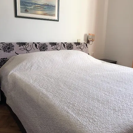 Konukevi Victoria 3*